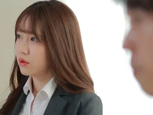 Cô em thèm địt đi đóng gạch cùng trai lạ buồi to