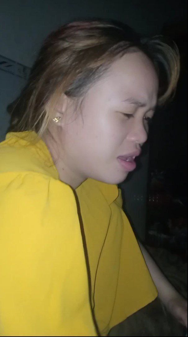 Địt em nữ nhân viên bảo hiểm xã hội xinh đẹp