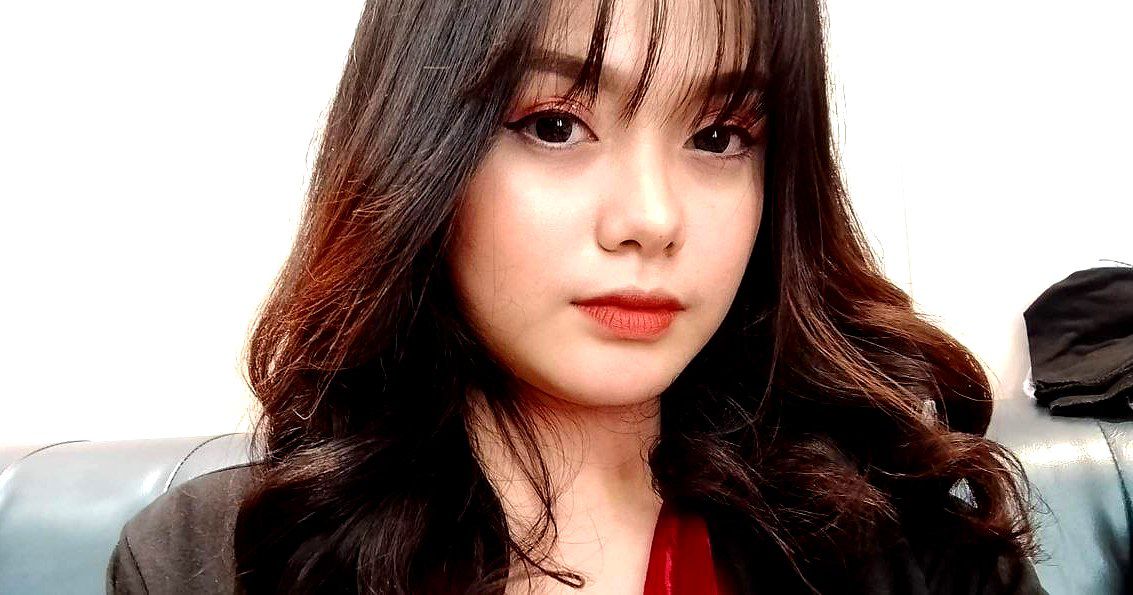 Thấy anh họ lớn tòng ngòng mà vẫn chưa yêu ai, cô em yêu nghiệt giở trò